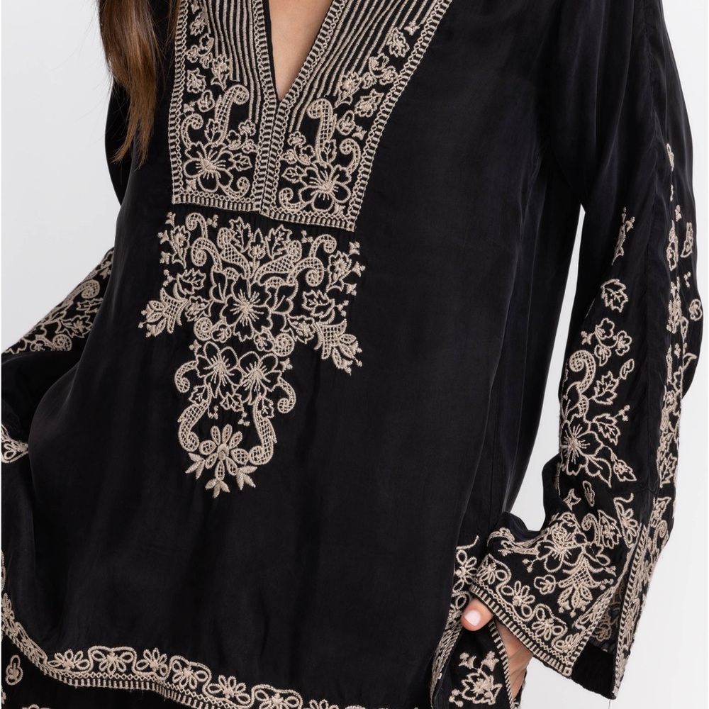 Johnny Was Biya heavily embroidered Tempest blouse NWT - Picture 7 of 13